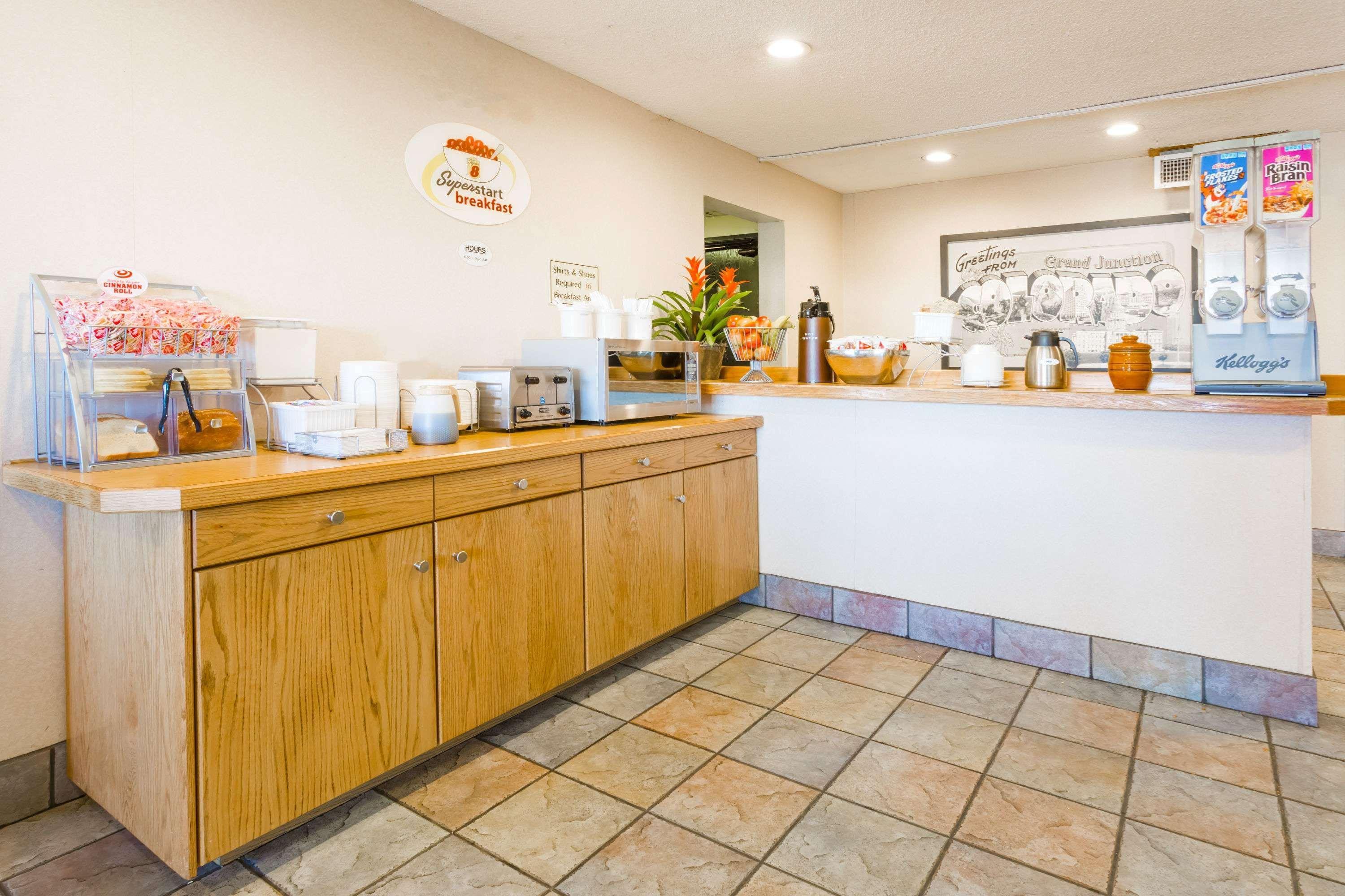 Super 8 By Wyndham Grand Junction Colorado Hotel Екстериор снимка